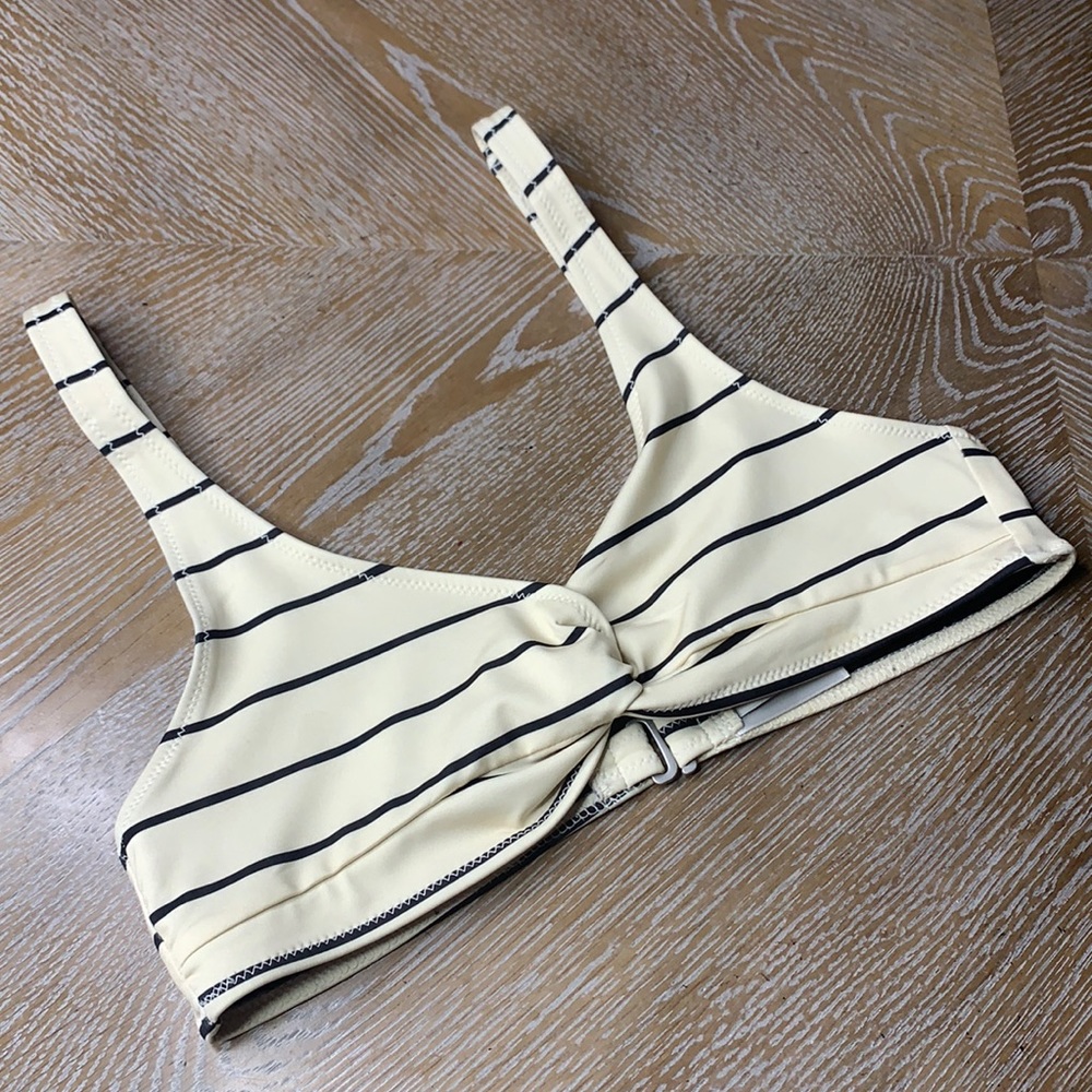 SOLID & STRIPED Front-Knot Striped Bikini Top S